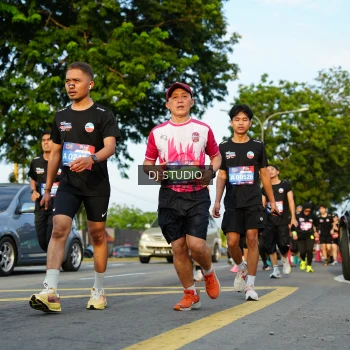 Runner Photo 3985586