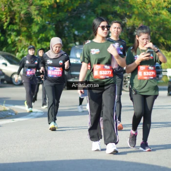 Runner Photo 3985624