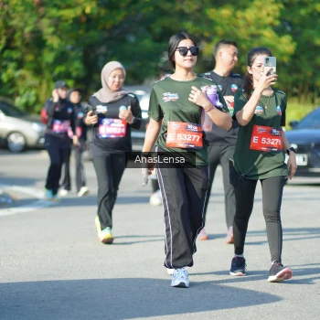 Runner Photo 3985628