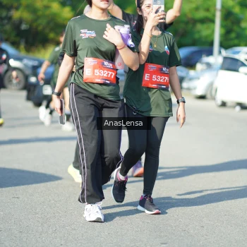 Runner Photo 3985635