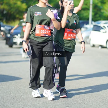 Runner Photo 3985637