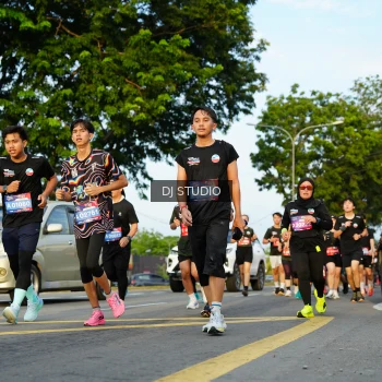 Runner Photo 3985643
