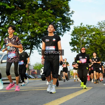 Runner Photo 3985655