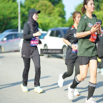 Runner Photo 3985671