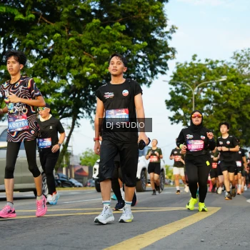 Runner Photo 3985674