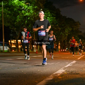 Runner Photo 3985689