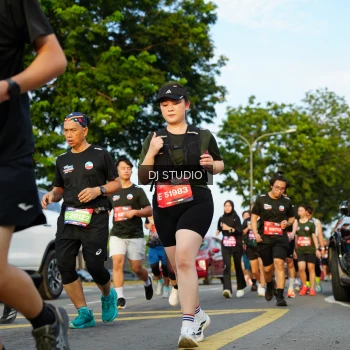 Runner Photo 3985742