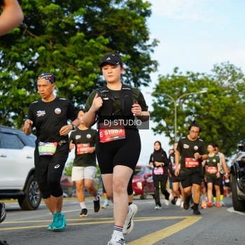 Runner Photo 3985743