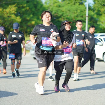 Runner Photo 3985750