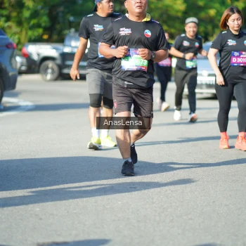Runner Photo 3985780
