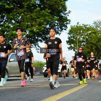 Runner Photo 3985792