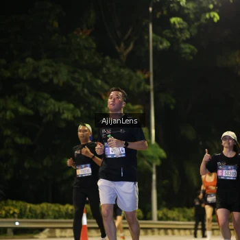 Runner Photo 3985795