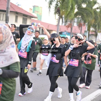 Runner Photo 3985875