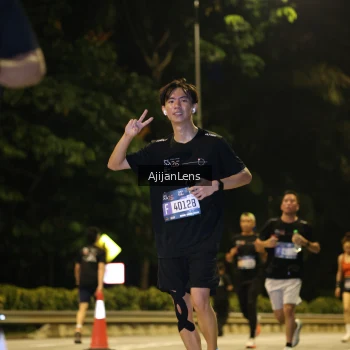 Runner Photo 3985942