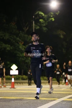 Runner Photo 3985946