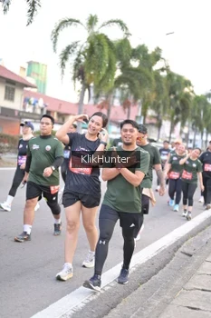 Runner Photo 3986028
