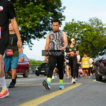 Runner Photo 3986030