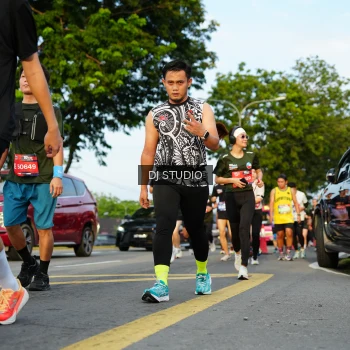 Runner Photo 3986046