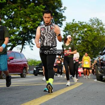 Runner Photo 3986075