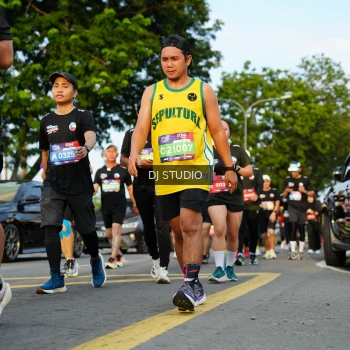 Runner Photo 3986340
