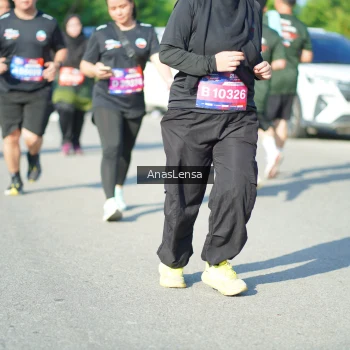 Runner Photo 3986343