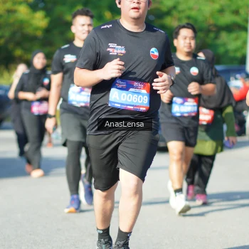 Runner Photo 3986344