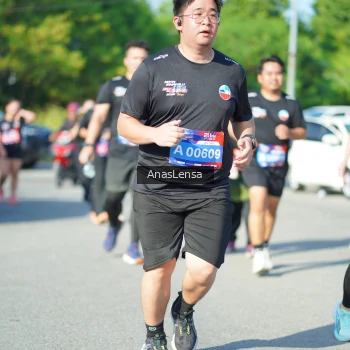 Runner Photo 3986356