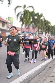 Runner Photo 3986362