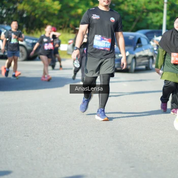 Runner Photo 3986364