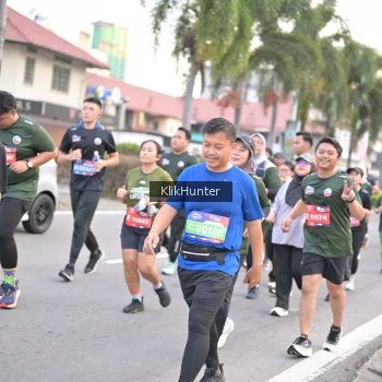 Runner Photo 3986632