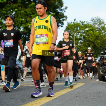 Runner Photo 3986656
