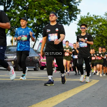 Runner Photo 3986672