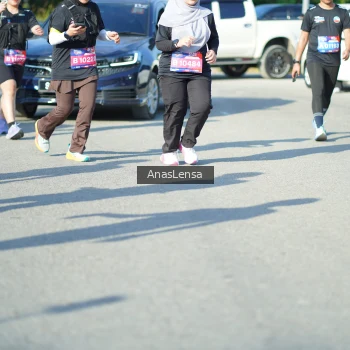 Runner Photo 3986684