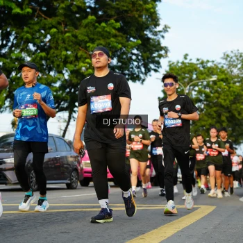 Runner Photo 3986741