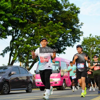 Runner Photo 3986794