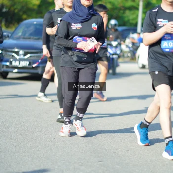 Runner Photo 3986837