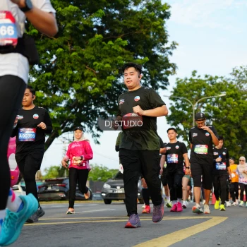 Runner Photo 3986996