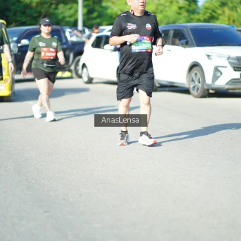 Runner Photo 3987108
