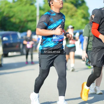 Runner Photo 3987144