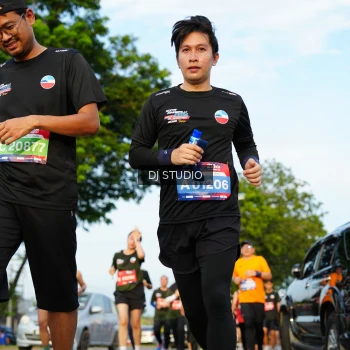 Runner Photo 3987156