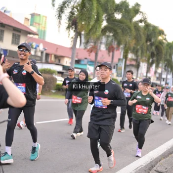 Runner Photo 3987165