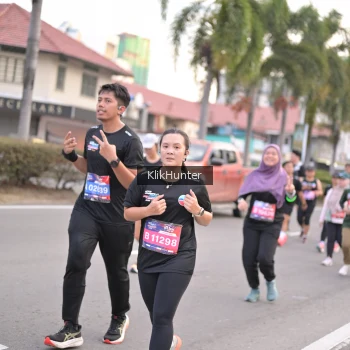 Runner Photo 3987180