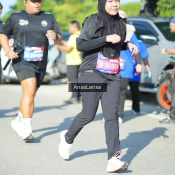 Runner Photo 3987224