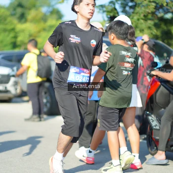 Runner Photo 3987256