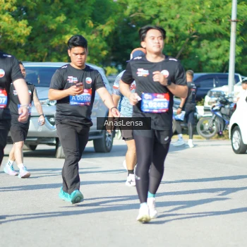Runner Photo 3987351