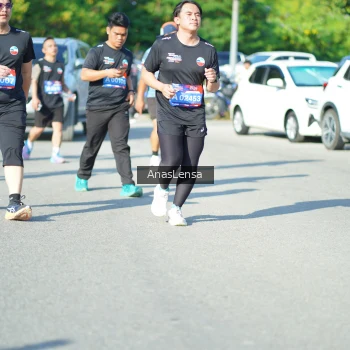 Runner Photo 3987354