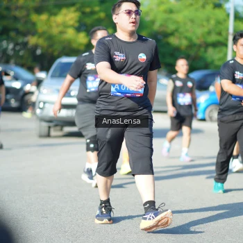 Runner Photo 3987356