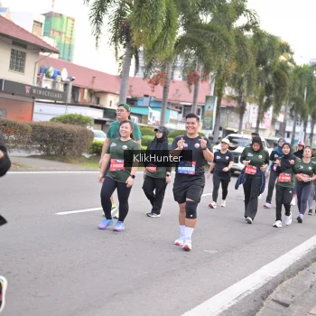 Runner Photo 3987450