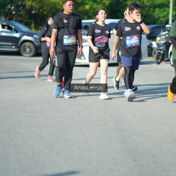 Runner Photo 3987461