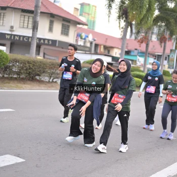 Runner Photo 3987470